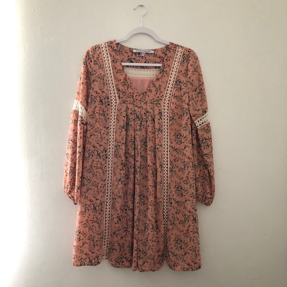Collective Concepts Floral and Lace Dress